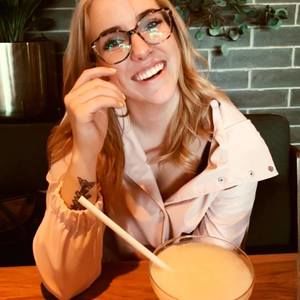 Meet your Posher, Megan